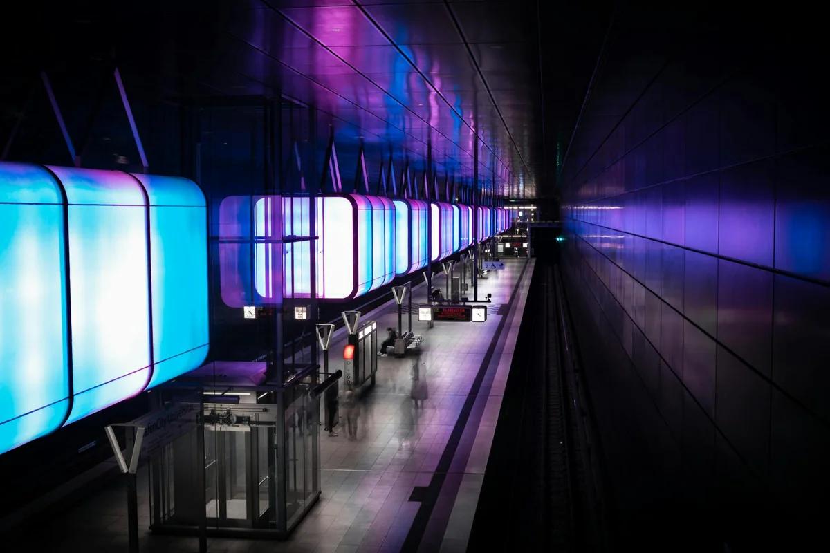 深圳地鐵1號線藏12個玩樂秘境！從過關到滑雪場，這條線比你想像中還豐富