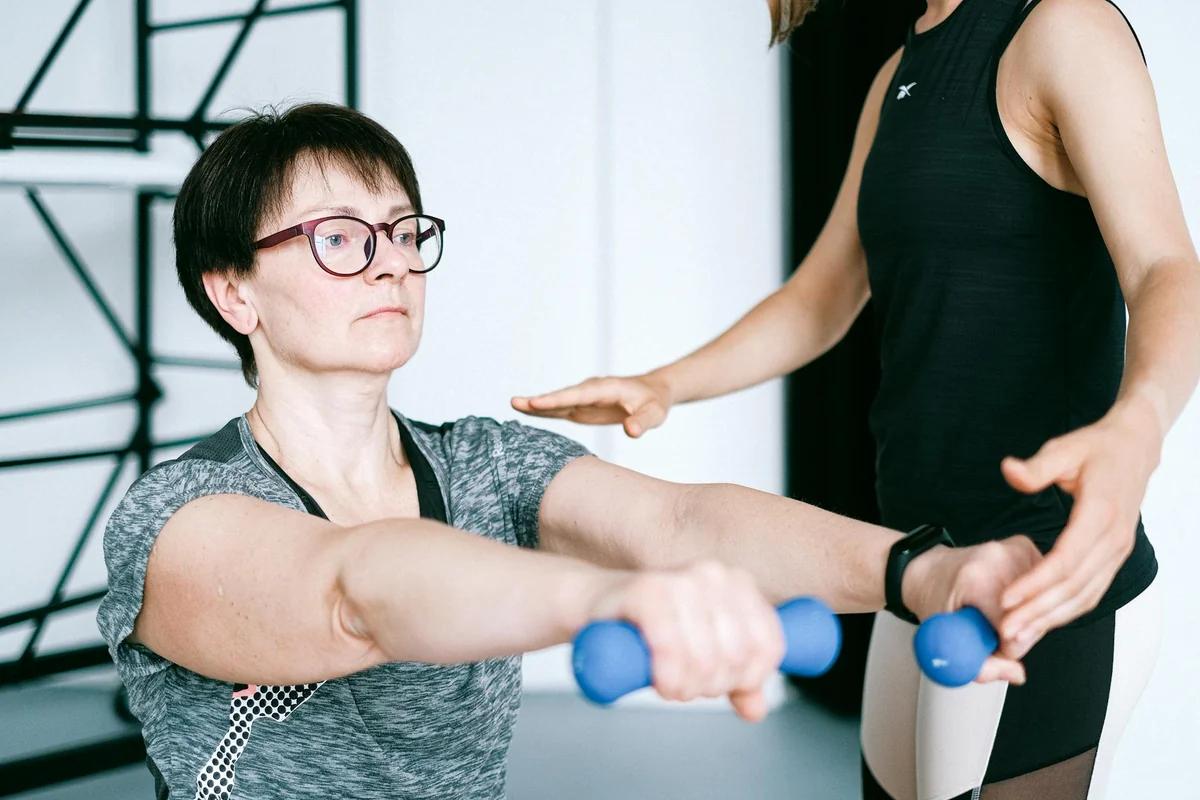 鍛腿別忽視！自重訓練大師揭密：想練出「鑽石小腿」的關鍵在這 ／ Photo by Anna Shvets