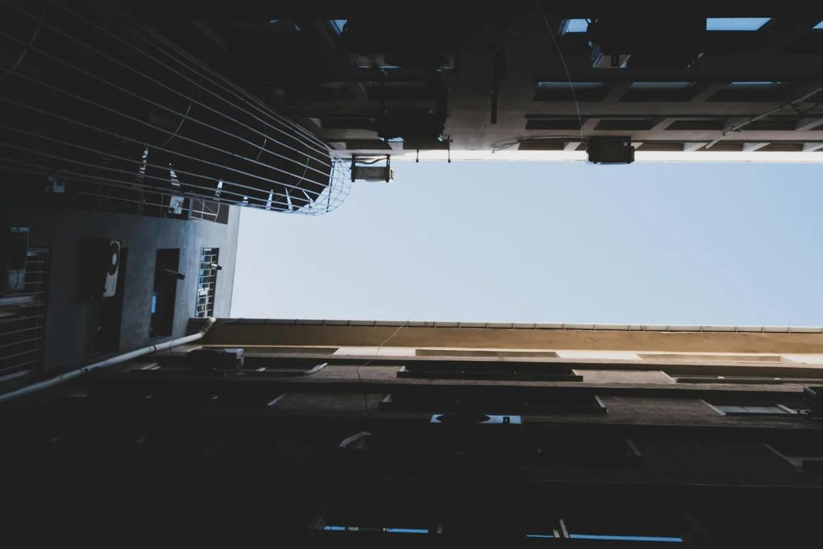 16歲少年因「別人女友」暴行公司員 獲25萬現金遭逮捕