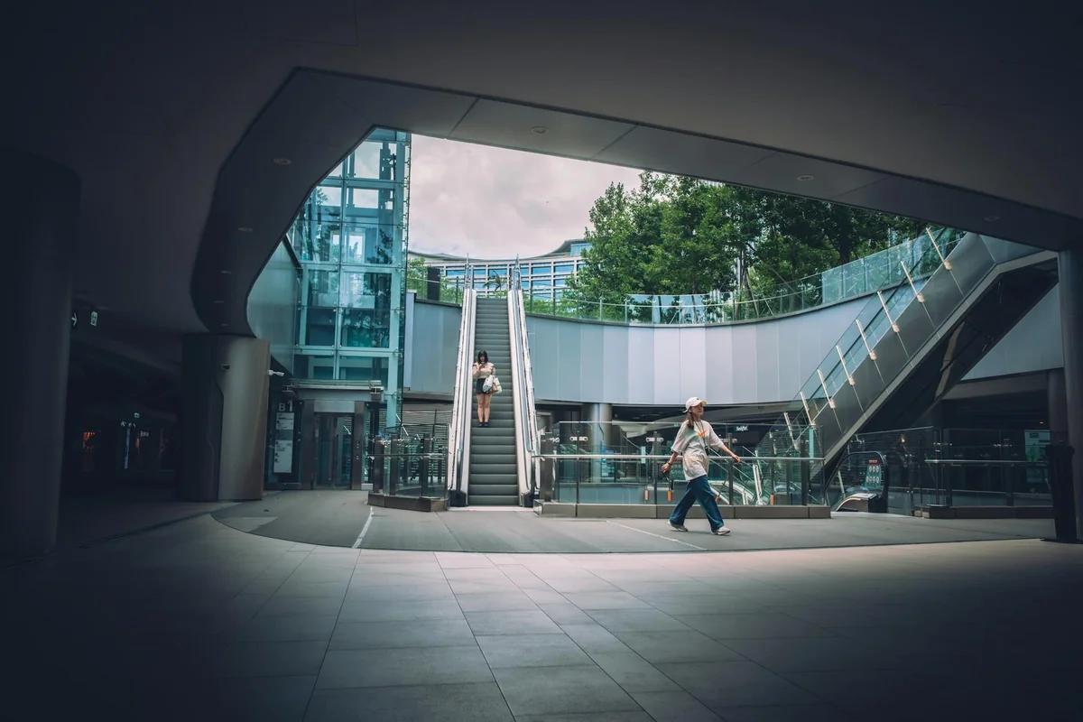 兵庫「出屋敷リベル」成廢墟！核租戶撤退後19年無人接手