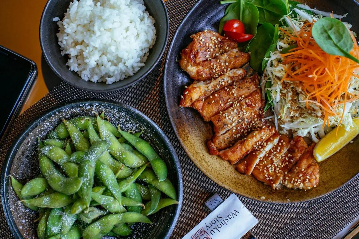 一碗漬物蓋飯化解親子隔閡！《飯伴2》漫畫溫馨故事