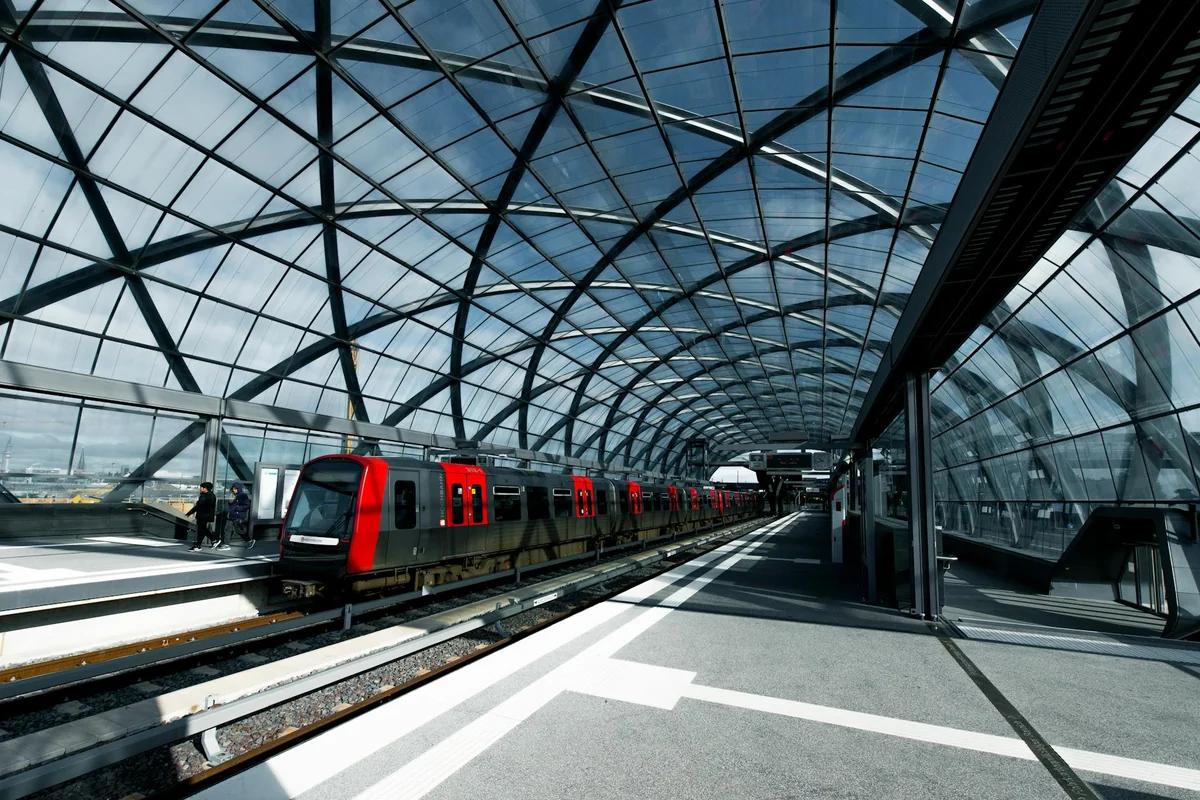 中國2030年新能源車市將佔70%！電動車全面主導汽車市場