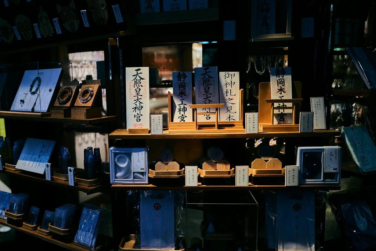 土偶變身時尚配件！日本山梨縣出土文物登上包包與腳踏車 ／ Photo by Tokuo Nobuhiro