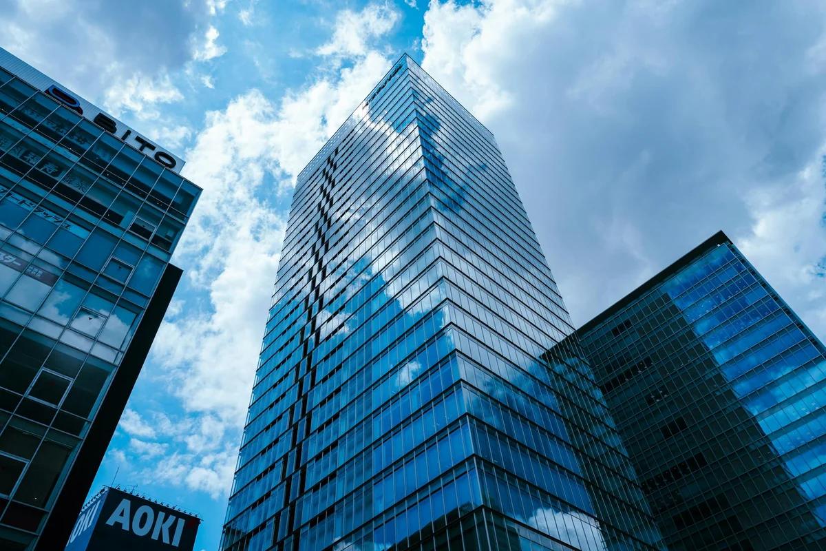 赤坂新商圈驚豔！5家必吃餐廳曝光：27樓景觀咖啡廳、電源插座咖啡廳全都有