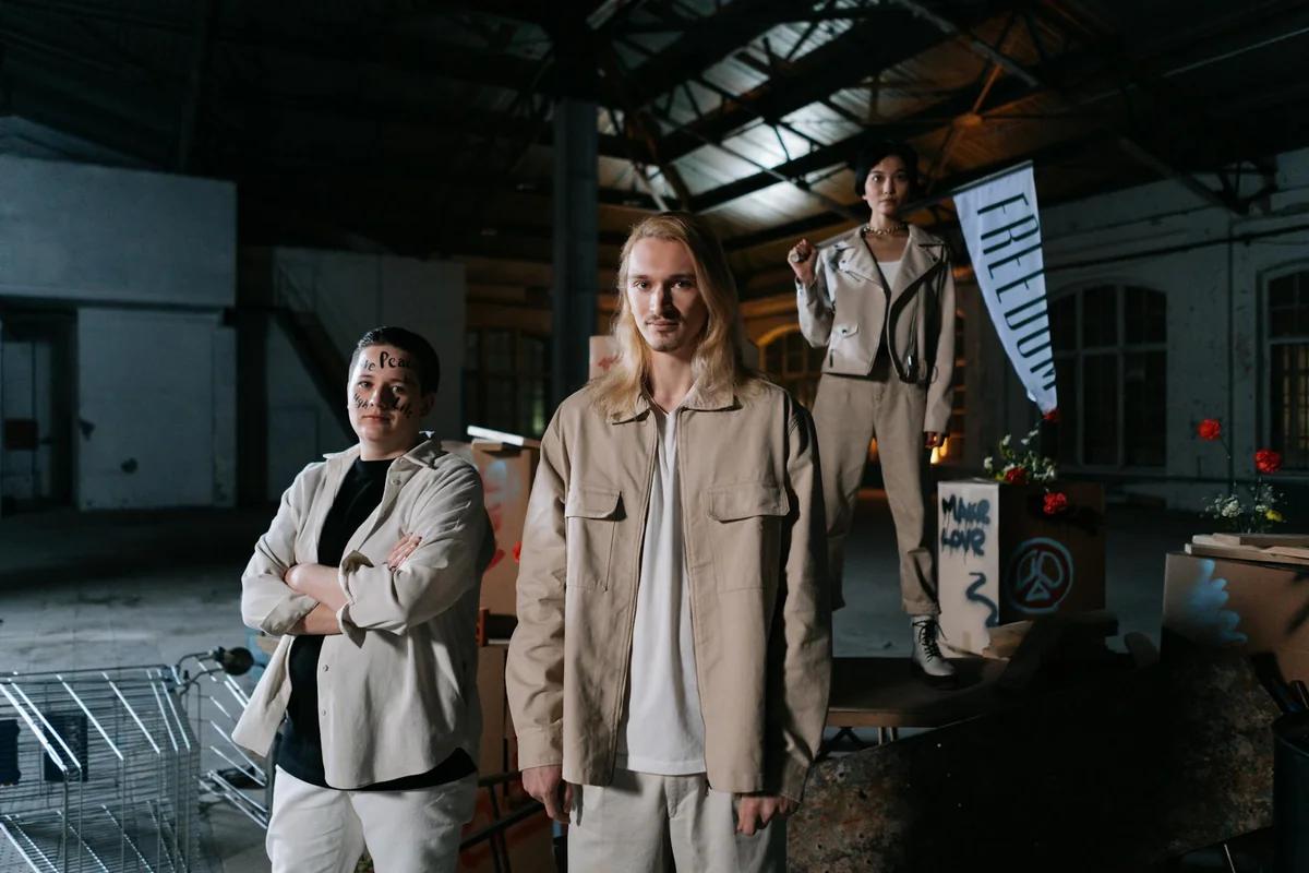 鈴木修在印度打破隔間牆！與員工同食堂：日本流製造文化 ／ Photo by cottonbro studio