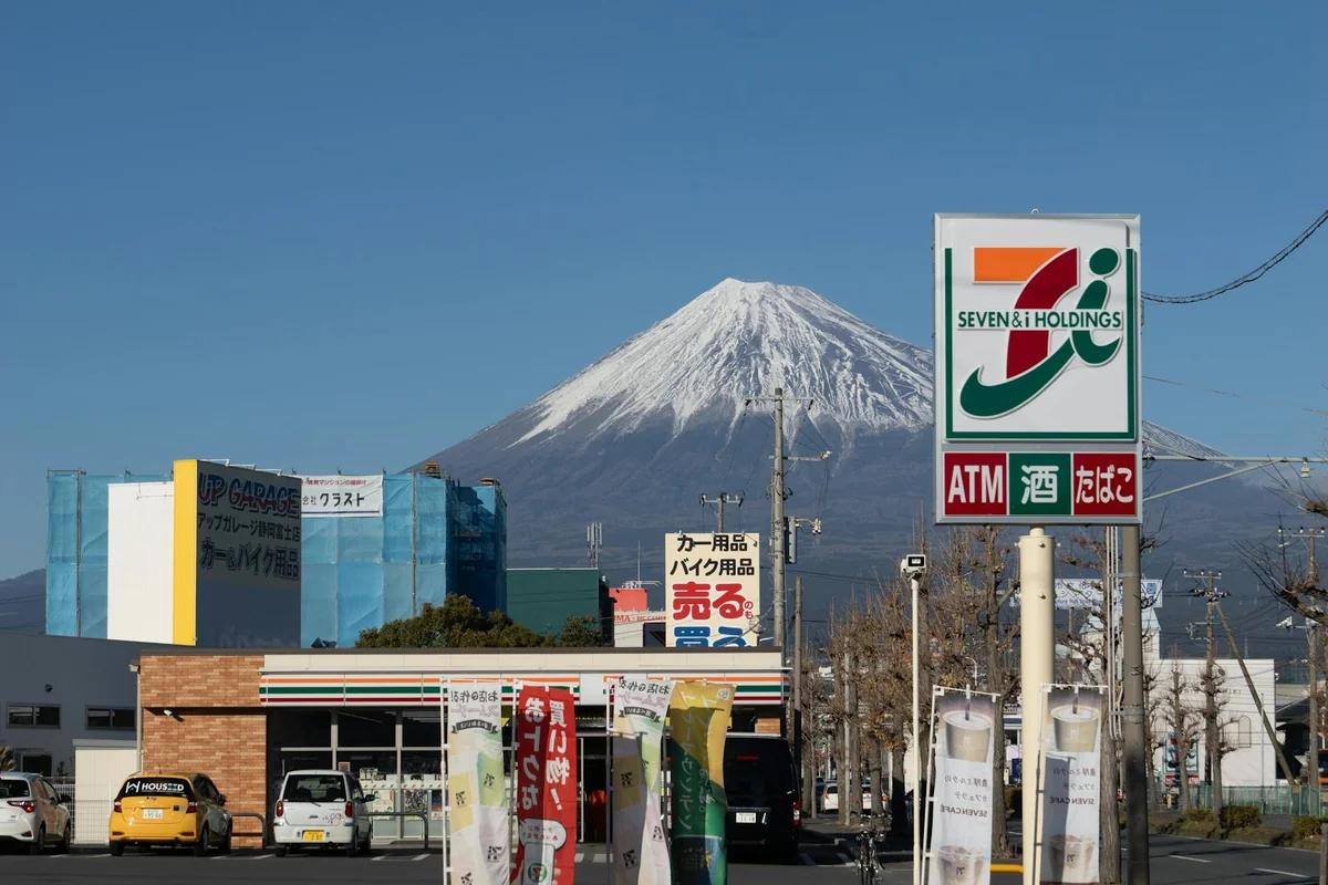 《名偵探柯南》新作上映！7-Eleven 推出限定便當與甜點，還有網購周邊