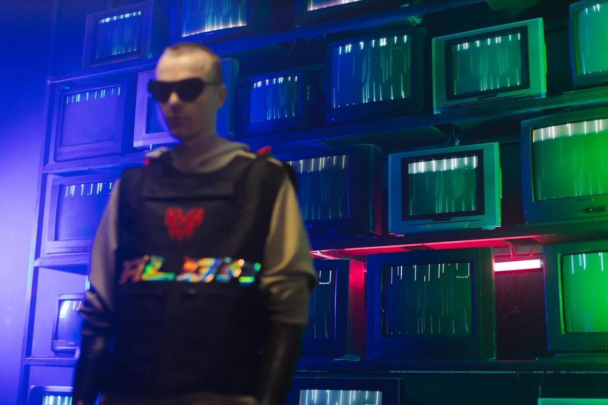 AI偽裝日本人面試！IT企業驚見「假工程師」：口語不協調、表情像AI