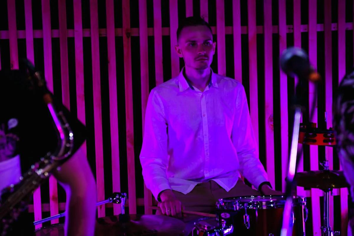 憂鬱弟弟重生之作！AKMU《開花》奪冠：歌詞成千萬人淚腺開關