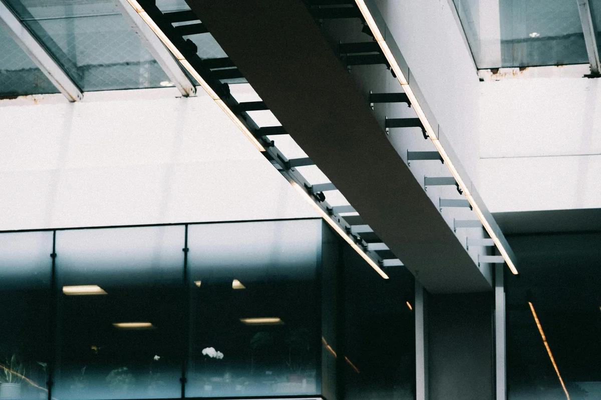 DX推進組織竟遇「誰都無法決策」危機？神戶大學教授揭組織崩壞關鍵