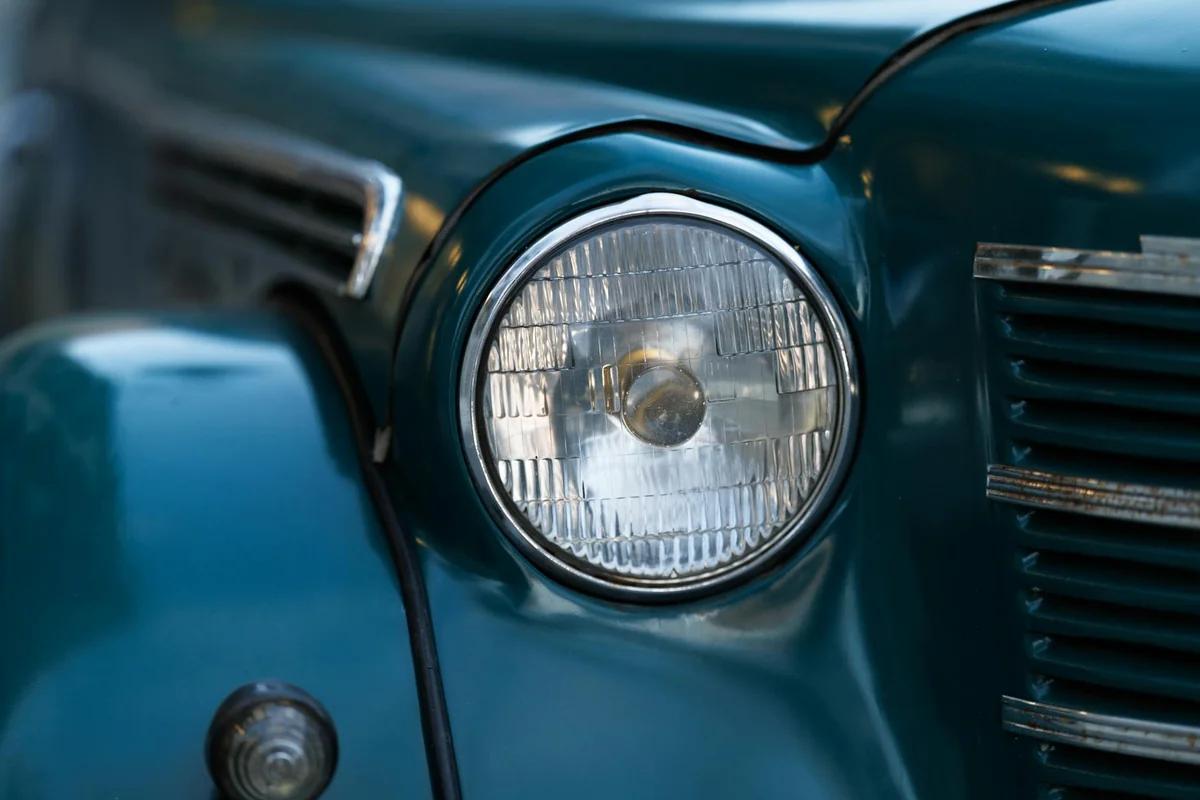 日產Skyline經典車款誰最強？車評人與主播激辯R32、R34、V36