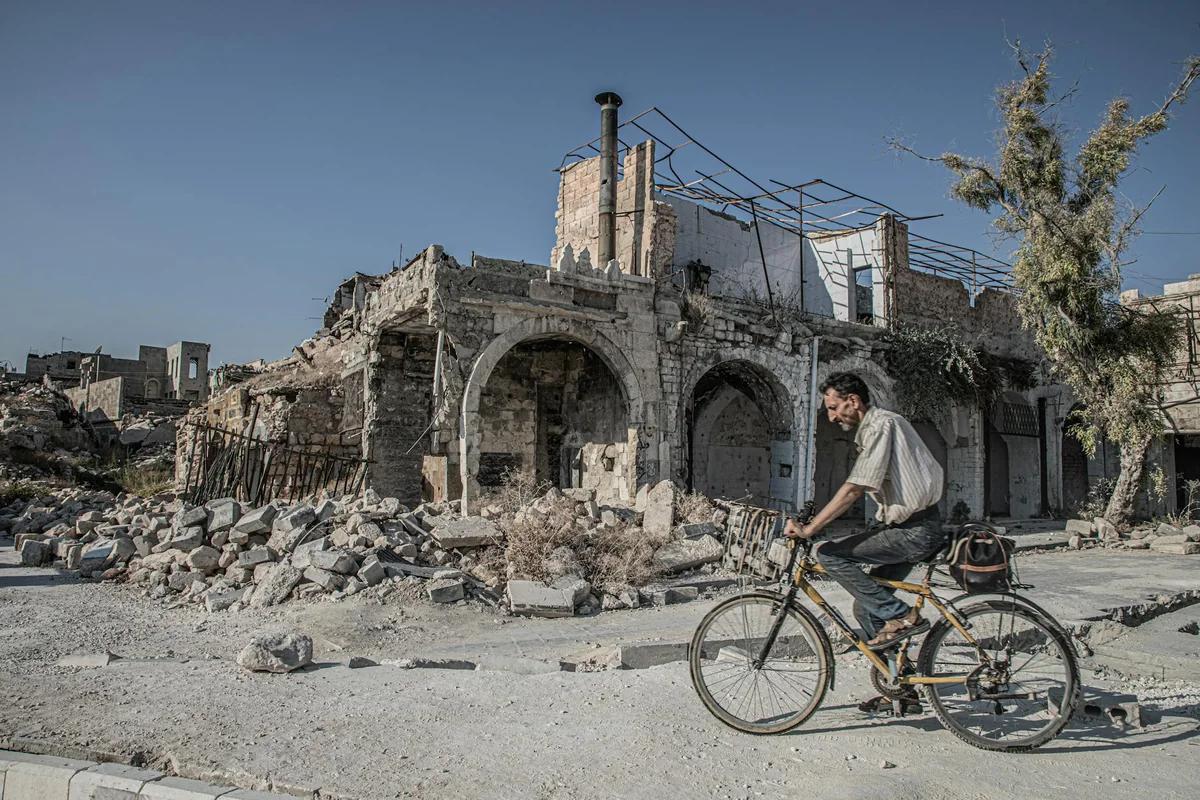 WHO承認：以色列對急救車發動攻擊，國際組織首度公開警告 ／ Photo by Mehdi Khoshnejad