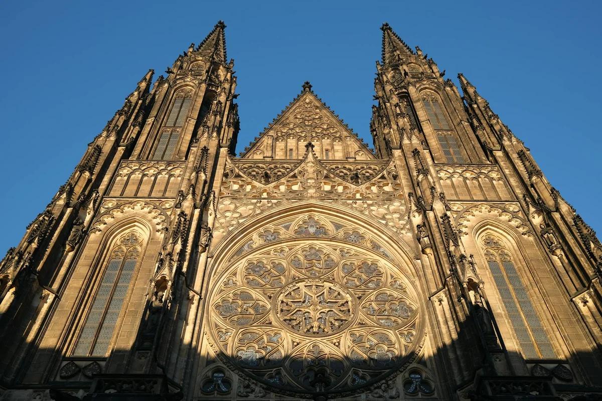 9歲巴黎夢啟動一生追尋!美男子用3D與歌聲喚醒千年大聖堂 / Photo by Melike KAYA